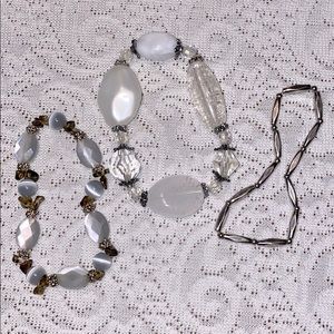 5/20 VTG White Stone and Silver Stretch Bracelets